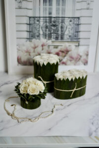 arrangement floral décor, composition floral, designer, roses éternelles, journée de la femme
